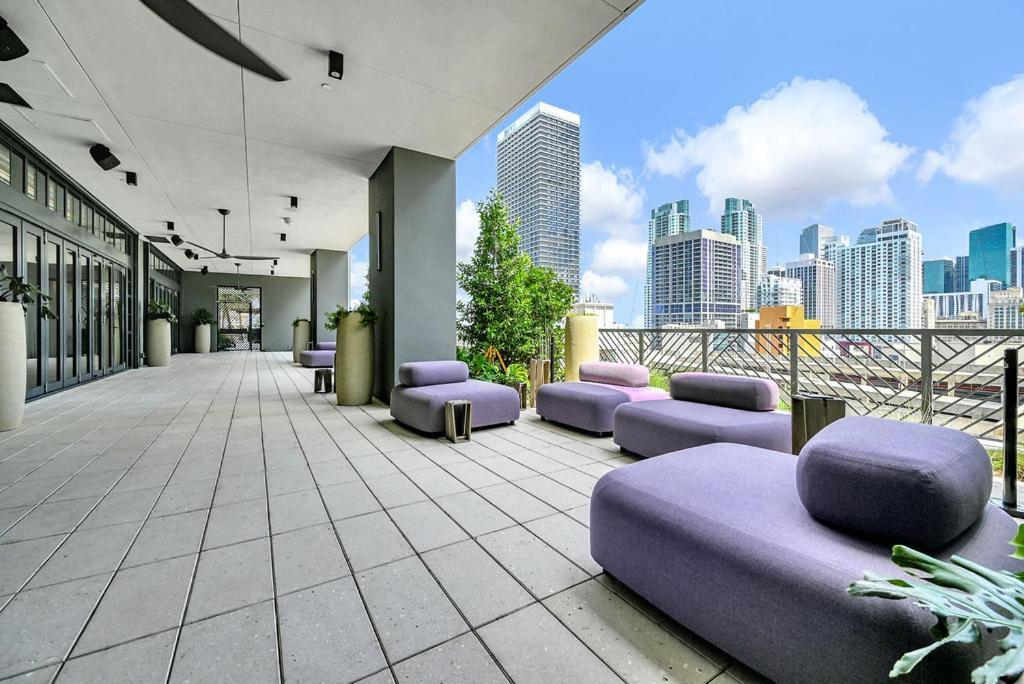 Chic One Bedroom In The Heart Of Vibrant Downtown- Daily Fee And Parking Not Included Apartamento