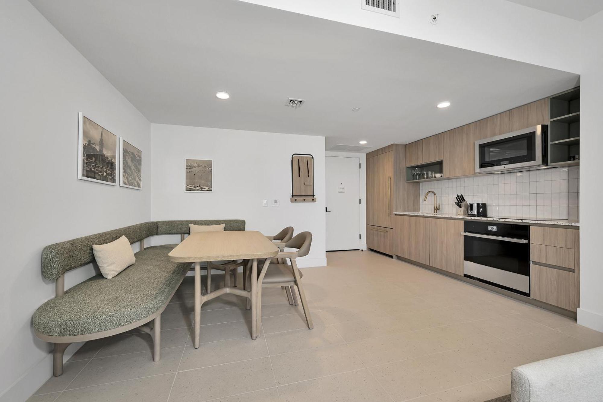 Apartamento Chic One Bedroom In The Heart Of Vibrant Downtown- Daily Fee And Parking Not Included